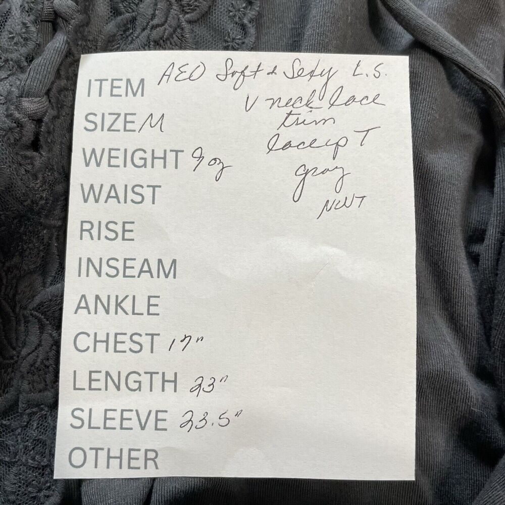 American Eagle Top Women’s M Gray AEO Soft & Sexy Long Sleeve Lace Up Neck NEW - Picture 9 of 9